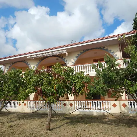 Mr. Antonio Houses 1 Tatil Evi Santa Maria (Vibo Valentia)